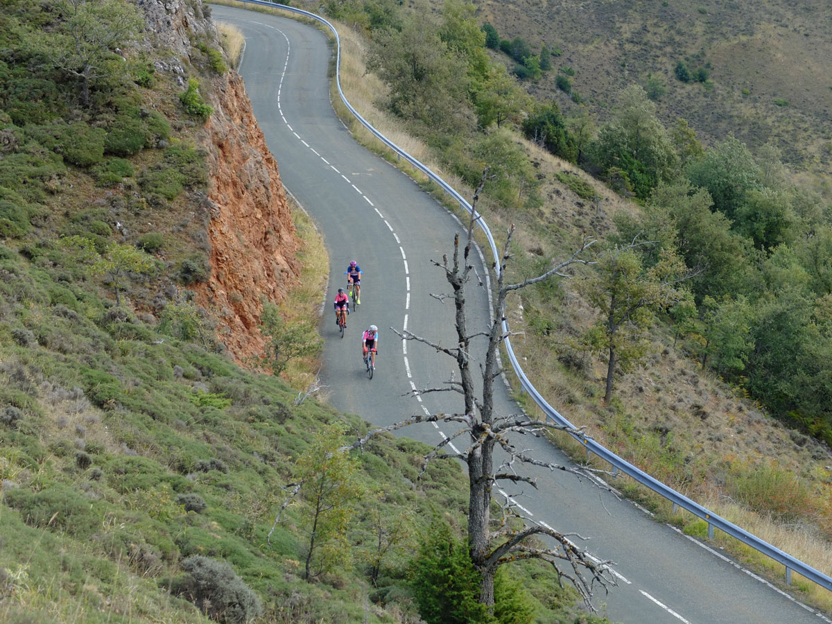 Girls-Cycling-Experience-La-Rioja-Road-Etapa-1-5