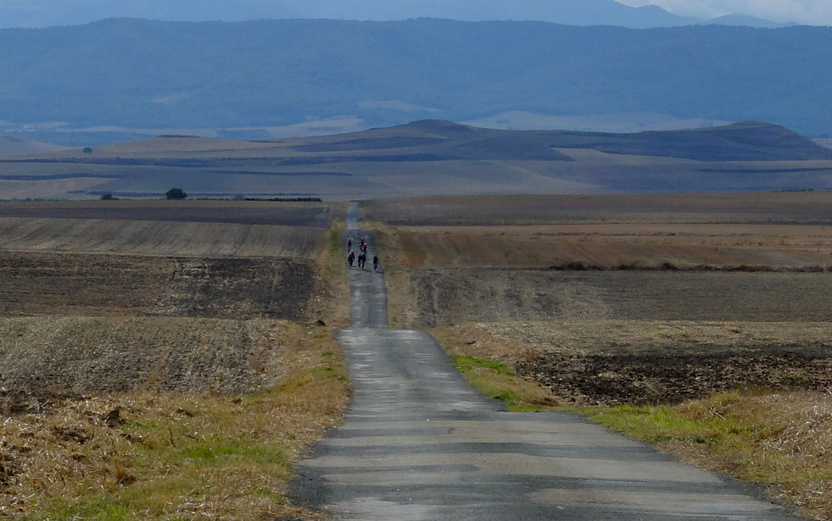 Girls-Cycling-Experience-La-Rioja-Road-Etapa-1-12