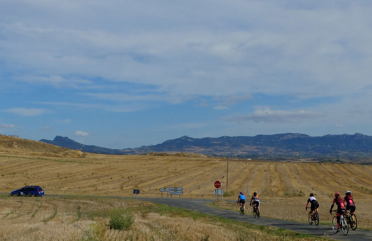 Girls-Cycling-Experience-La-Rioja-Road-Etapa-1-14