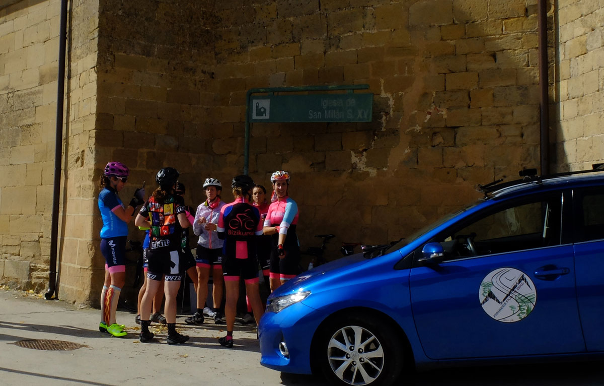 Girls-Cycling-Experience-La-Rioja-Road-Etapa-1-21