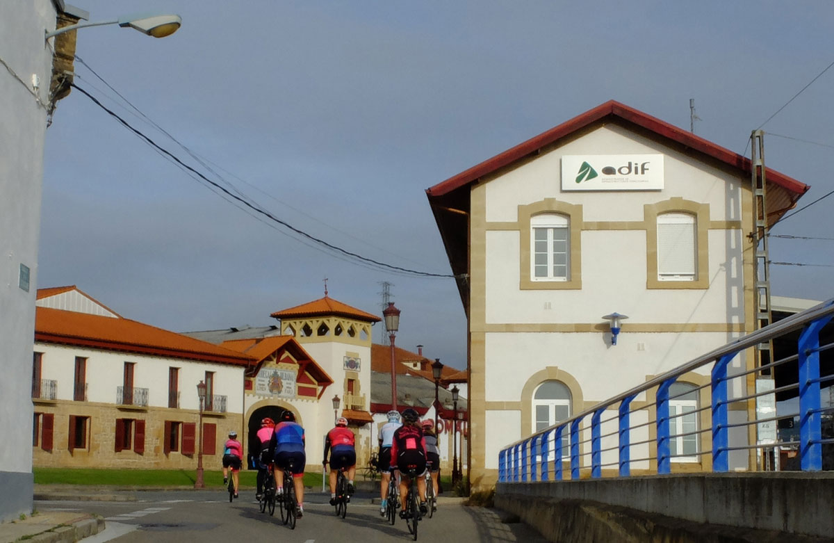 Girls-Cycling-Experience-La-Rioja-Road-Etapa-2-1
