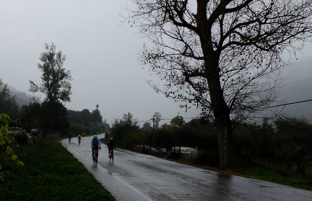 Girls-Cycling-Experience-La-Rioja-Road-Ezcaray-Etapa-3-6
